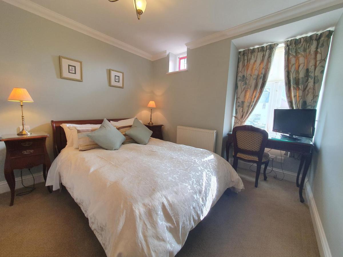Ditton Lodge Кингстън на Темза Екстериор снимка